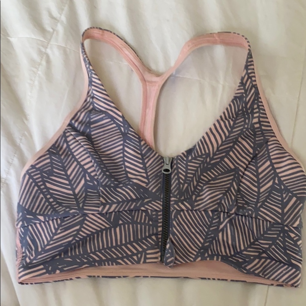 Lululemon zip front bra